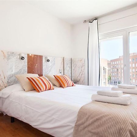 Stay U-Nique Apartments Salvador Espriu Barcelona Habitación foto